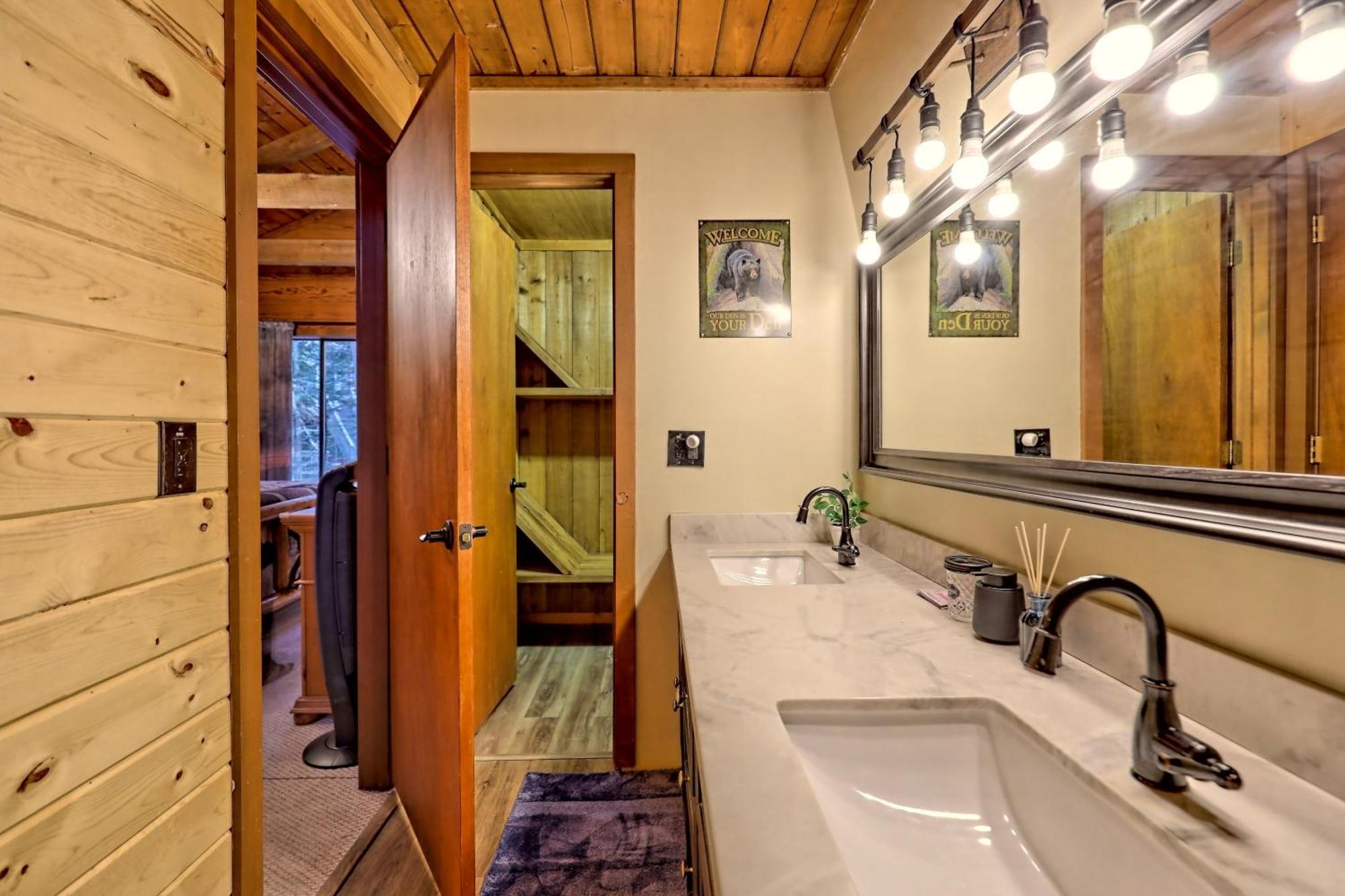 Near Downtown Helen - Hottub, Sauna, Game Room, Fire Pit מראה חיצוני תמונה